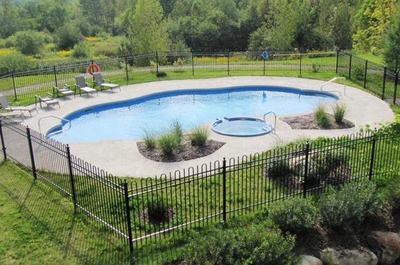 Condos Vacances Orford Magog Exterior photo